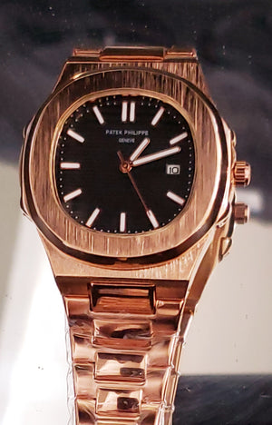 PATEK PHILIPPE Rose Gold Nautilus "PLAIN JANE"