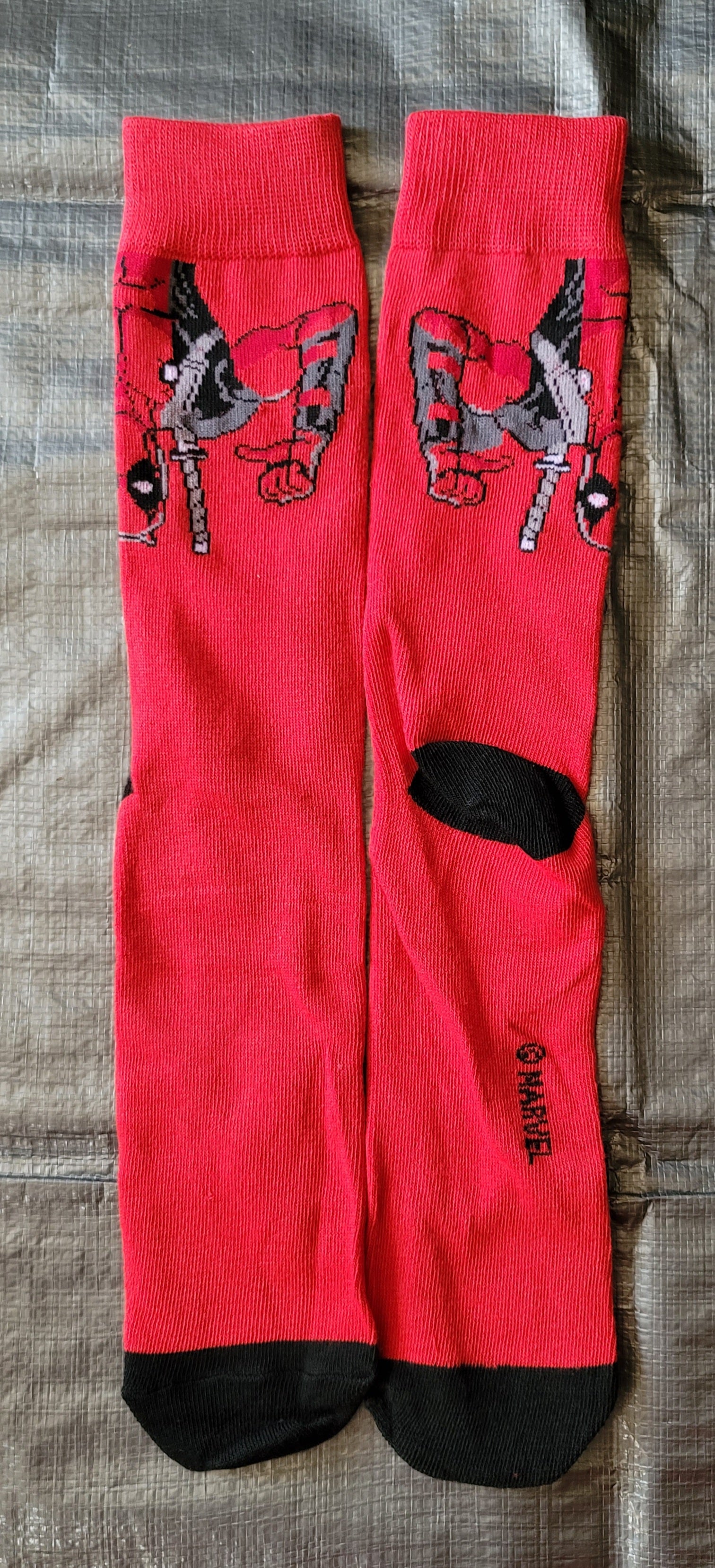 MARVEL DEADPOOL Crew Sox