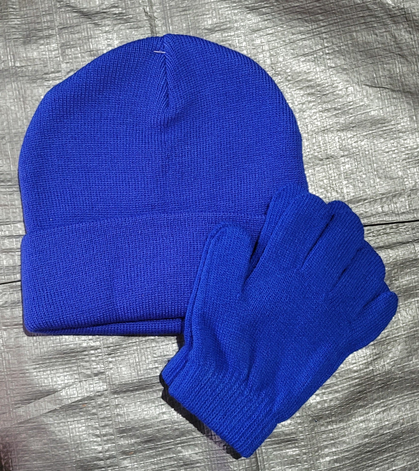 Small Size Beanies And Gloves Set