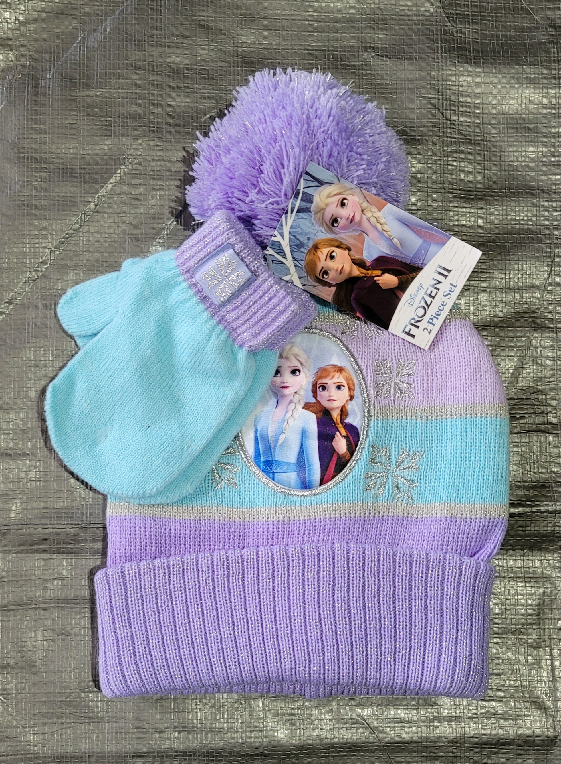 Childrens Character Beanie And Mittens Set Group 1