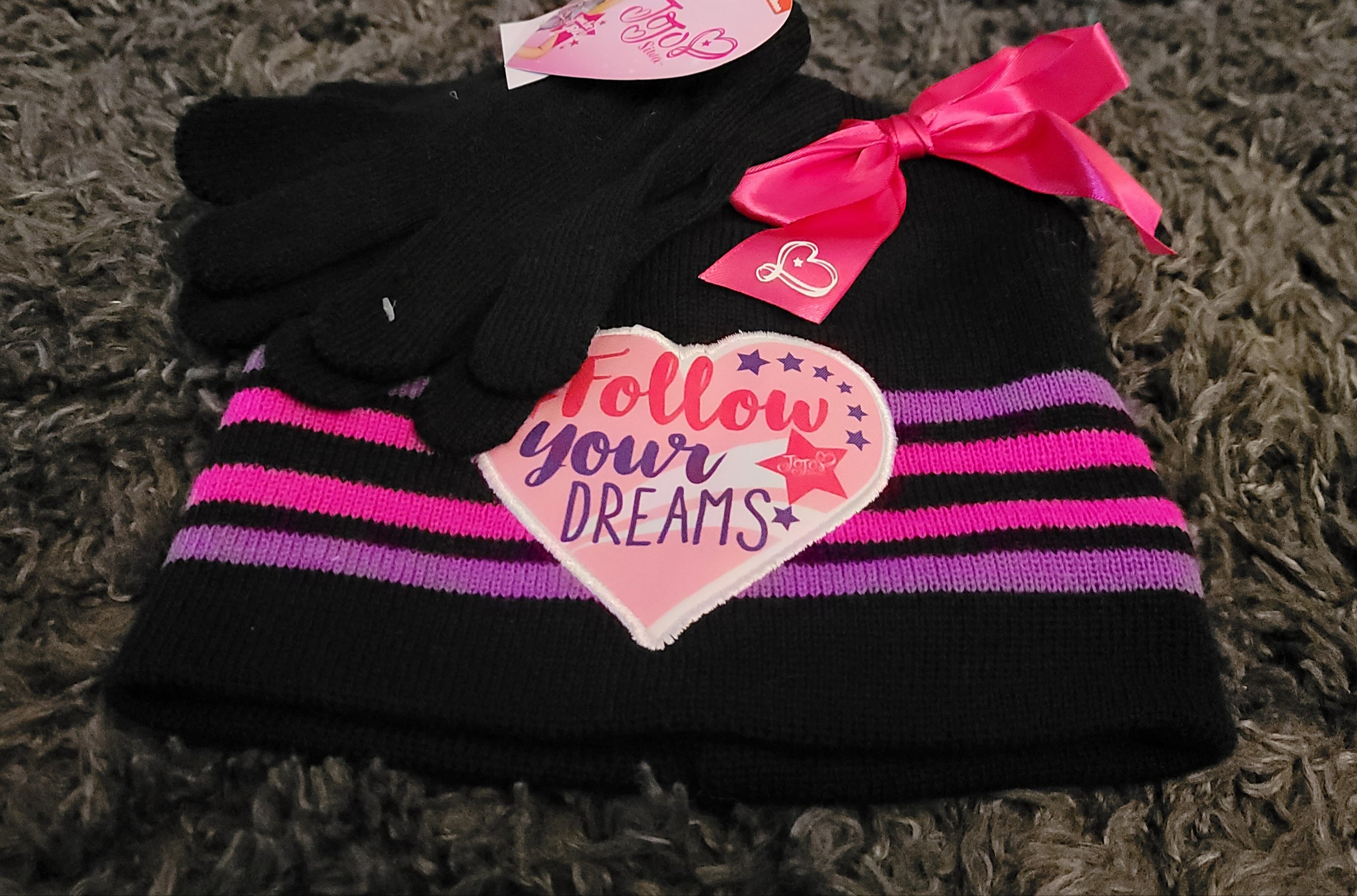 LoL And JoJo Siwa Beanies With Gloves