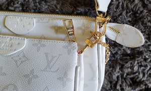 White And Pink "3 Piece" LOUIS VUITTON Shoulder Bag