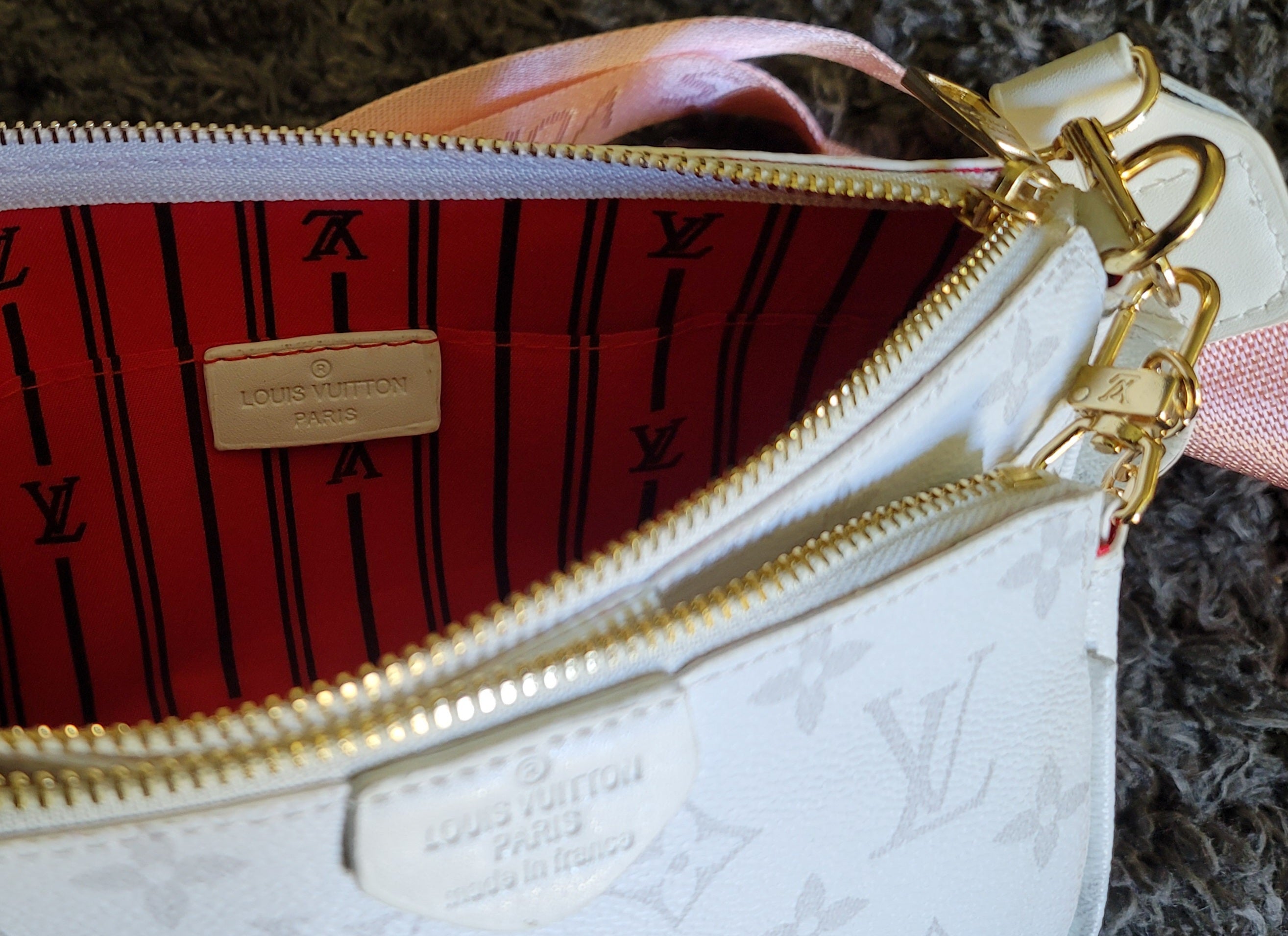 White And Pink "3 Piece" LOUIS VUITTON Shoulder Bag