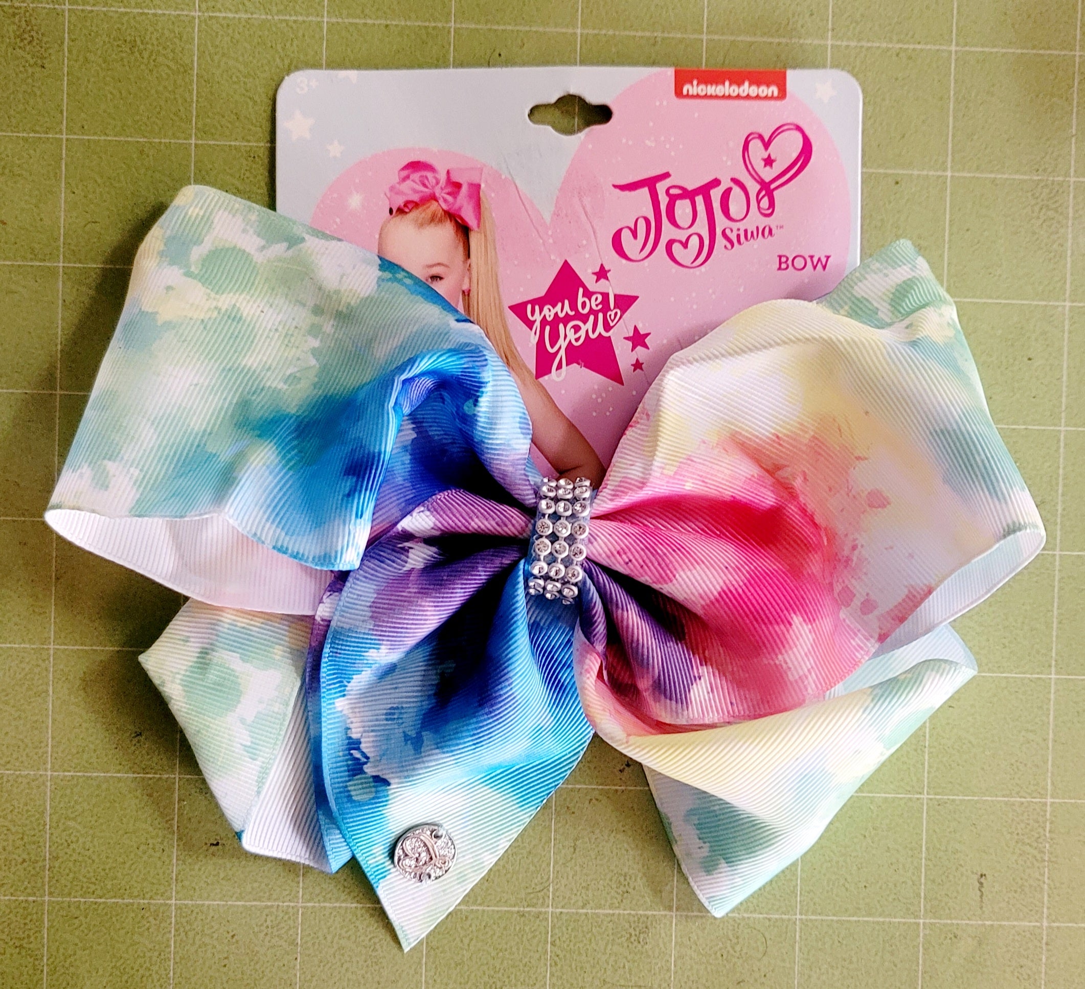 OVERSIZED BOWS