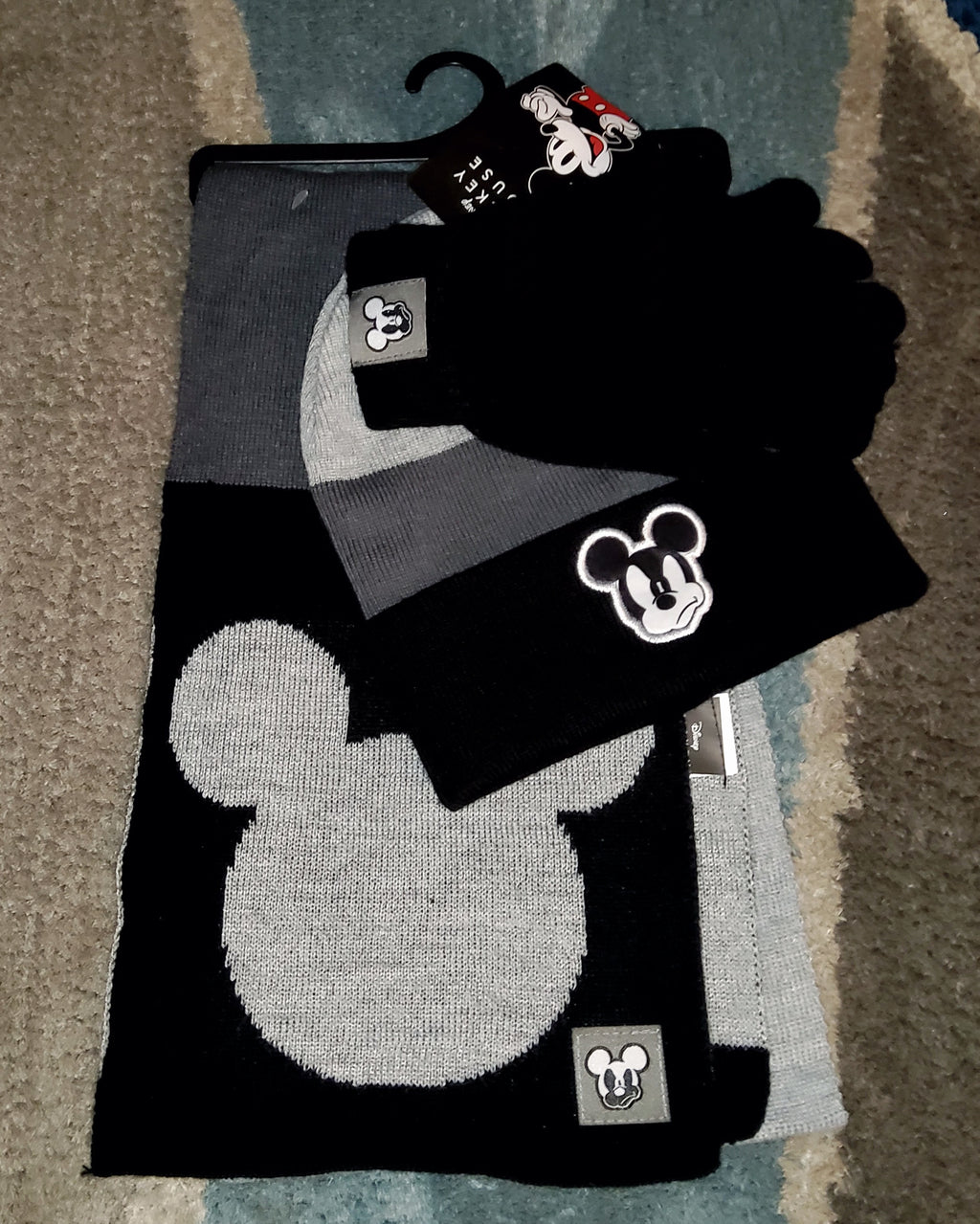 Mad MICKEY Beanie, Gloves And Scarf Set