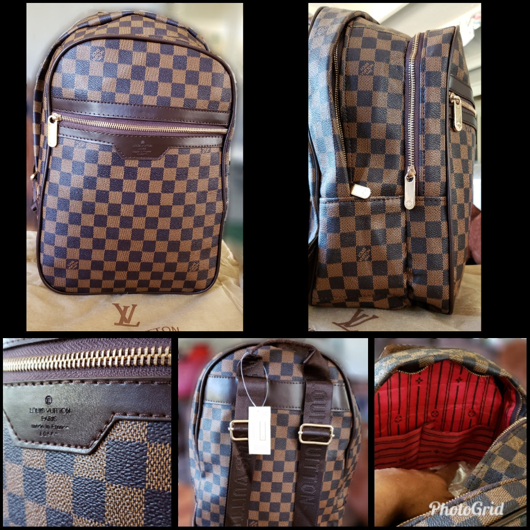 Used Brown Checked Backpack By Louis Vuitton (BROKEN ZIPPER)